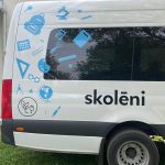 Piegādāts pirmais elektroautobuss skolēnu pārvadājumiem