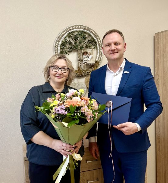 Alūksnes novada pašvaldības izpilddirektors Ingus Berkulis izsaka sirsnīgu pateicību Ingai Ozoliņai par ieguldījumu.