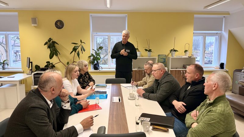 Alūksnes uzņēmējdarbības atbalsta centrā notika Civilo aizsardzību speciālistu tikšanās