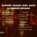 Uz tumša fona ar iedegtām kapu svecītēm redzams pasākumu grafiks. Teksts: SVEČU VAKARI 2026. GADĀ ALŪKSNES NOVADĀ. 26. septembrī: 16.00 Kūdupes kapos, 18.00 Mālupes kapos, 18.00 Zeltiņu kapos, 19.00 Opekalna kapos. 3. oktobrī: 18.00 Alūksnes Lielajos un Mazajos kapos, 18.00 Ezeriņu kapos. 11. oktobrī: 13.00 Liepnas kapos, 15.00 Liepnas Saidu kapos, 17.00 Sprindulkalna kapos. Attēla apakšējā kreisajā stūrī ir Alūksne Novads logo.